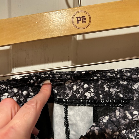 Lululemon jet crop slim trousers. Size 6 - Picture 6 of 13